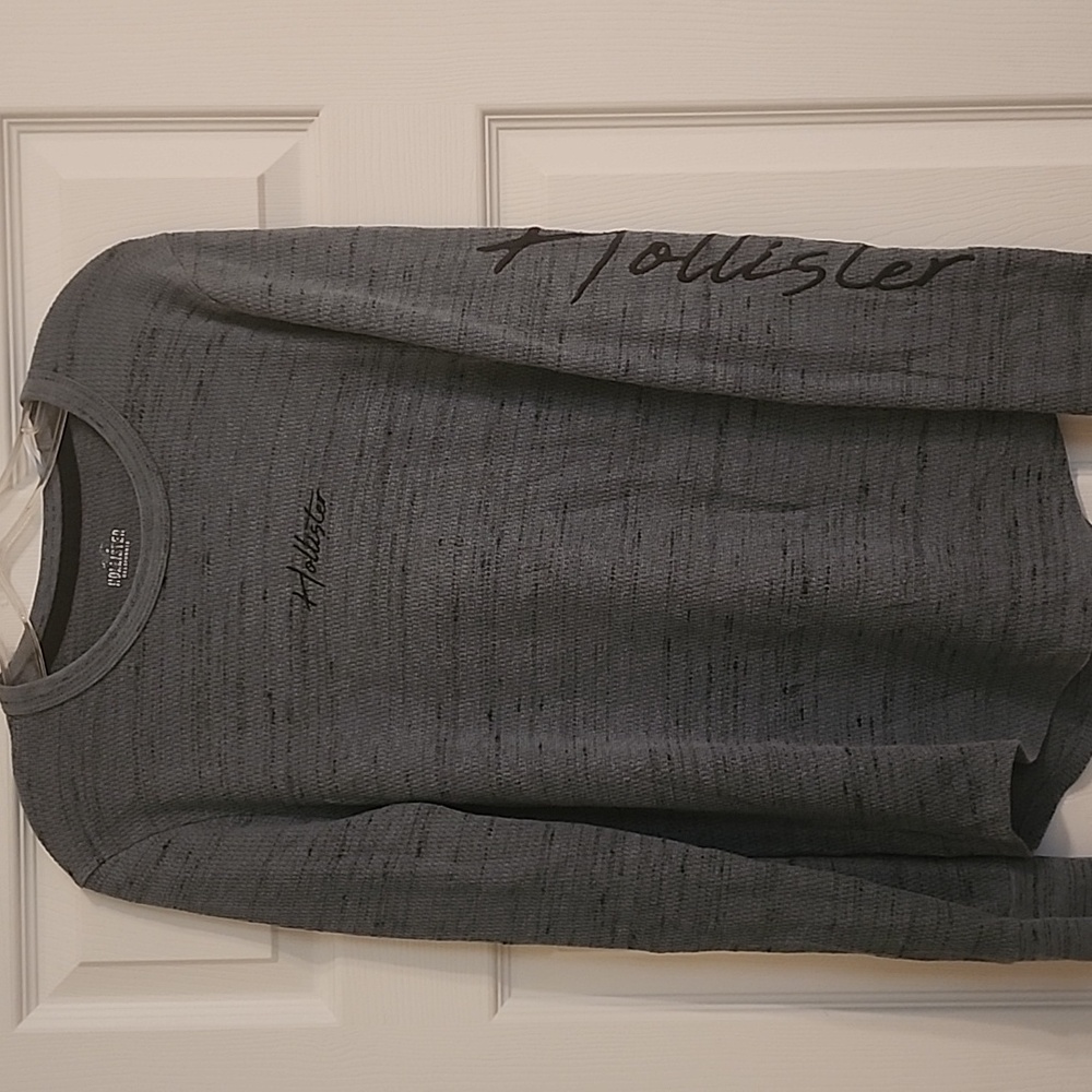 Hollister Long Sleeve Tee